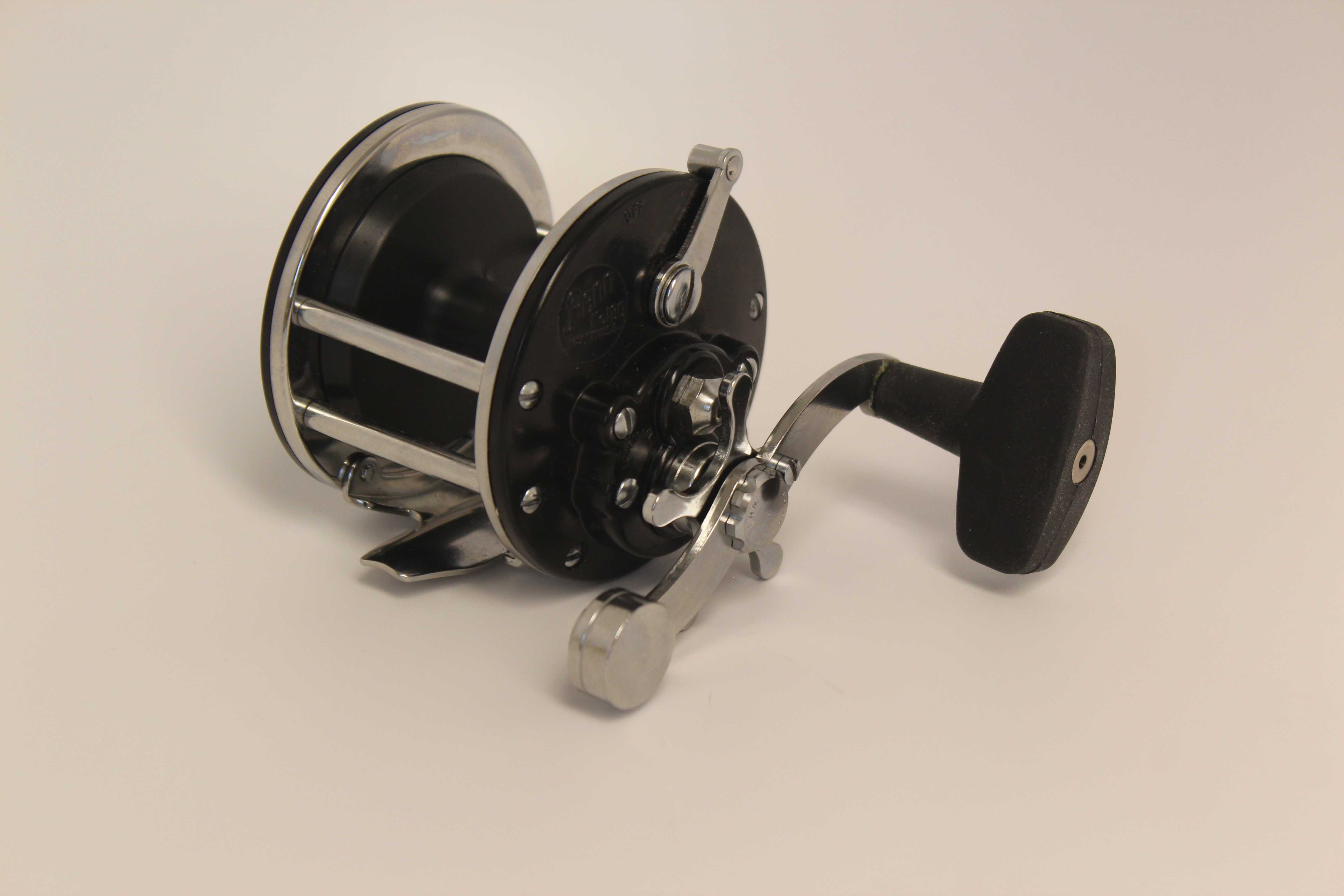 Vintage Penn 180 Casting Reel With Power Handle